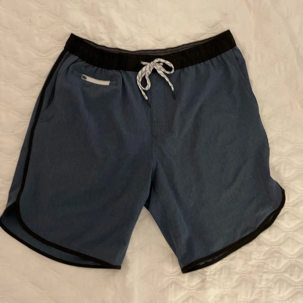 Burnside men's swim trunks size L